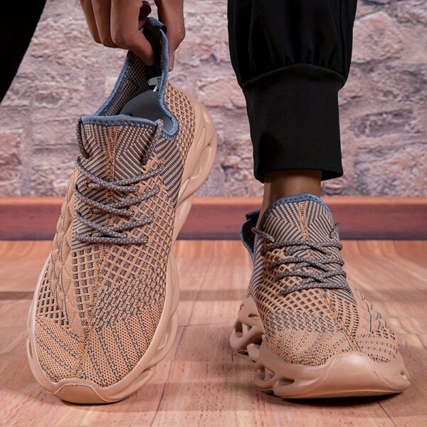 Sports Shoes