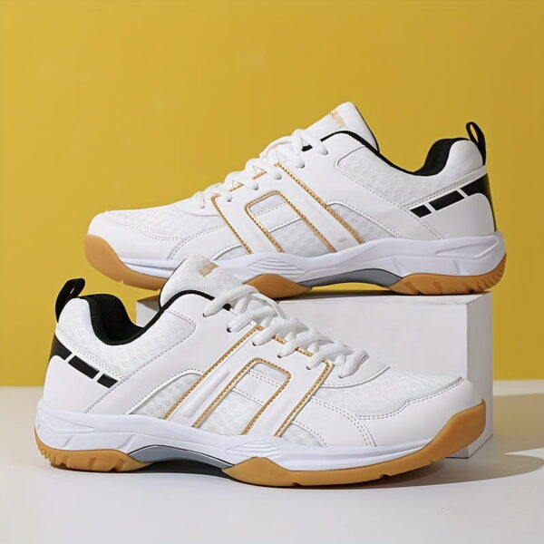 sports shoes