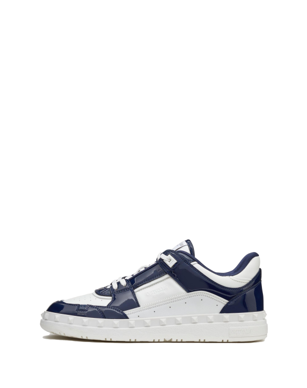 Freedots Low Top Sneaker In Patent Leather